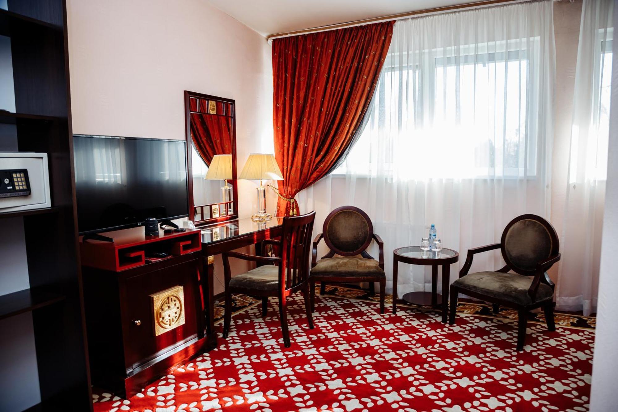 Hotel Royal Florence Kişinev Dış mekan fotoğraf