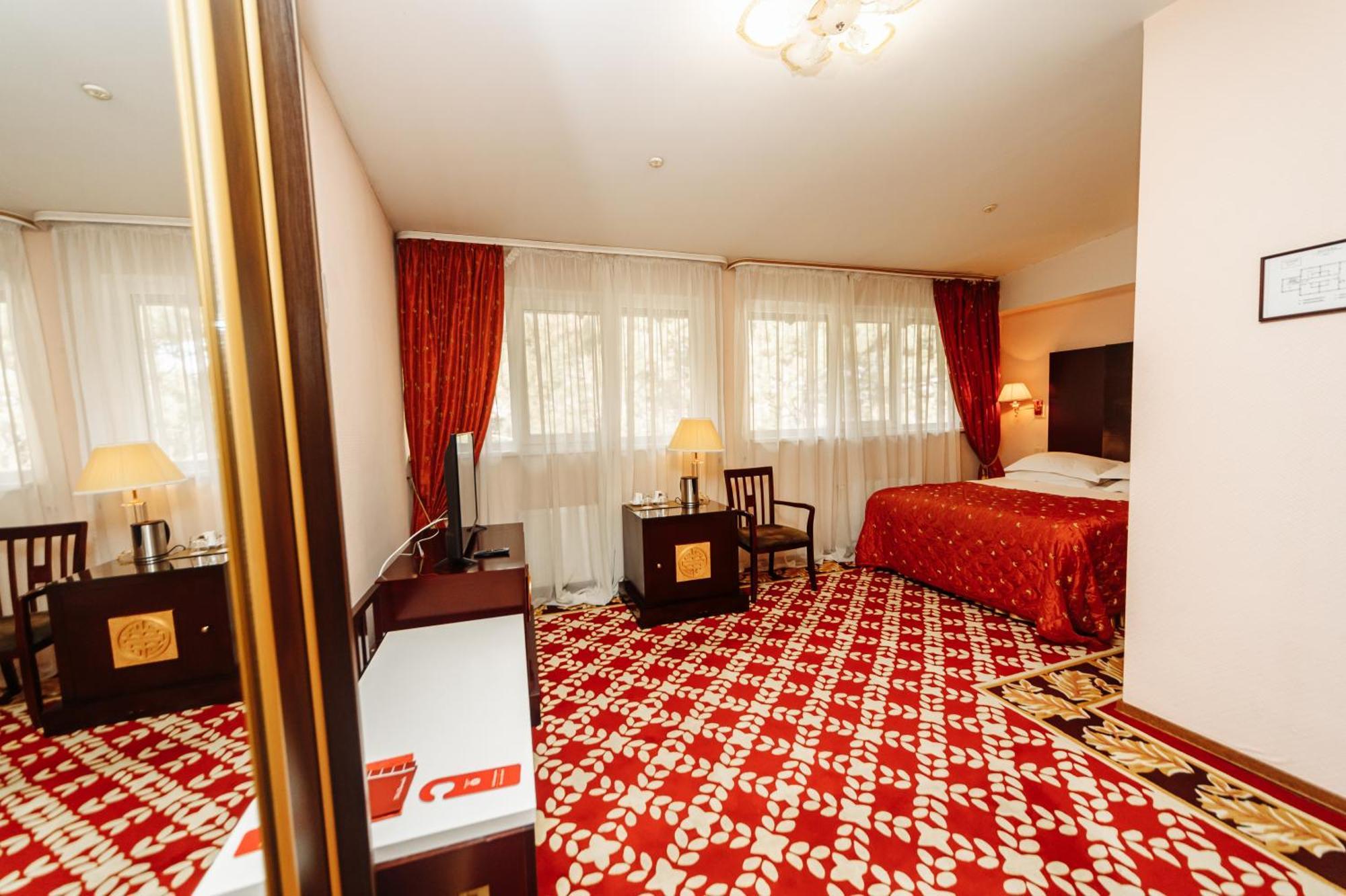 Hotel Royal Florence Kişinev Dış mekan fotoğraf