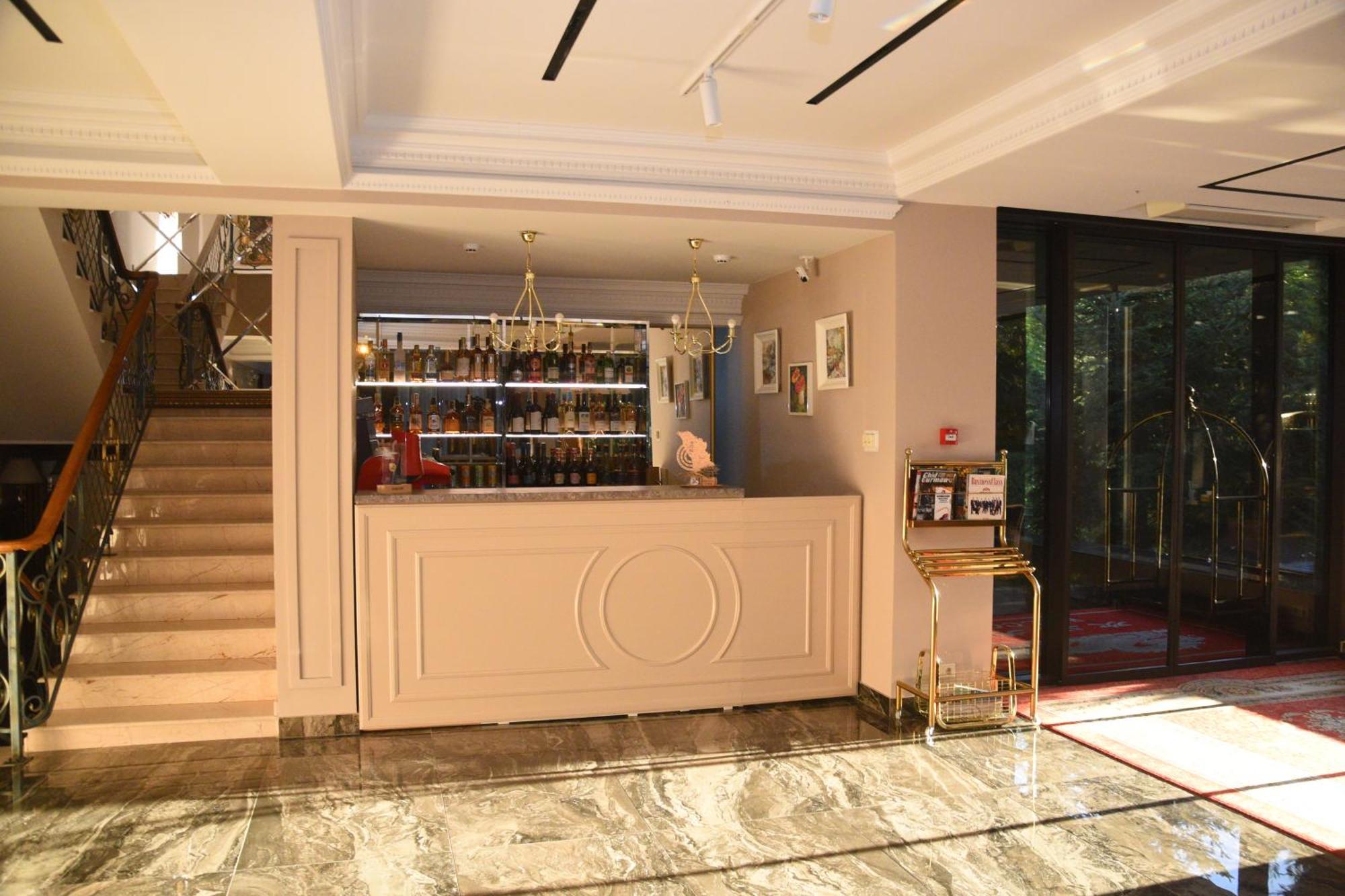 Hotel Royal Florence Kişinev Dış mekan fotoğraf